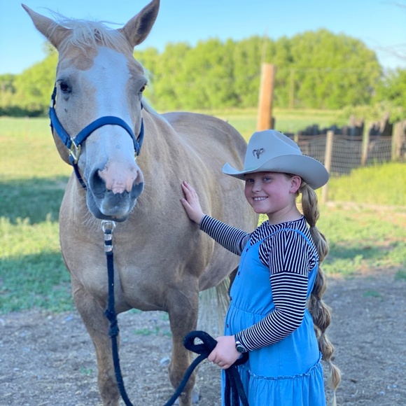 Meet the Posher - Picture 12 of 16